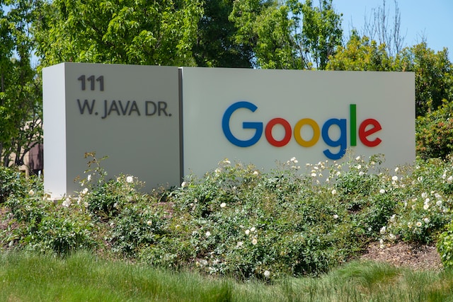 Google Campus Sign