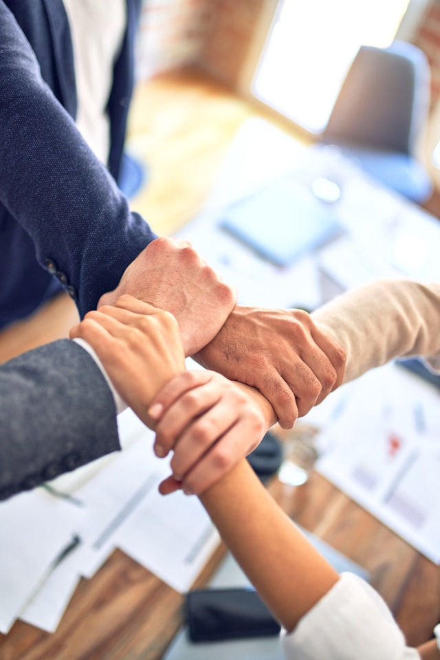 Increasing social media connections and followers